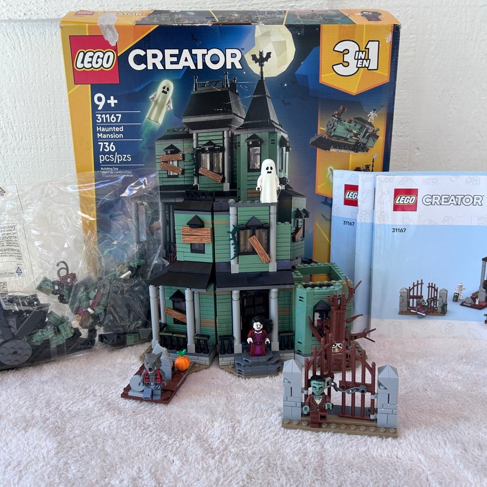 LEGO Creator 3-in-1 Haunted Mansion 31167 Spooky House 736 Pcs with Minifigures